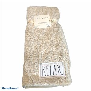 Rae Dunn Sherpa Blanket